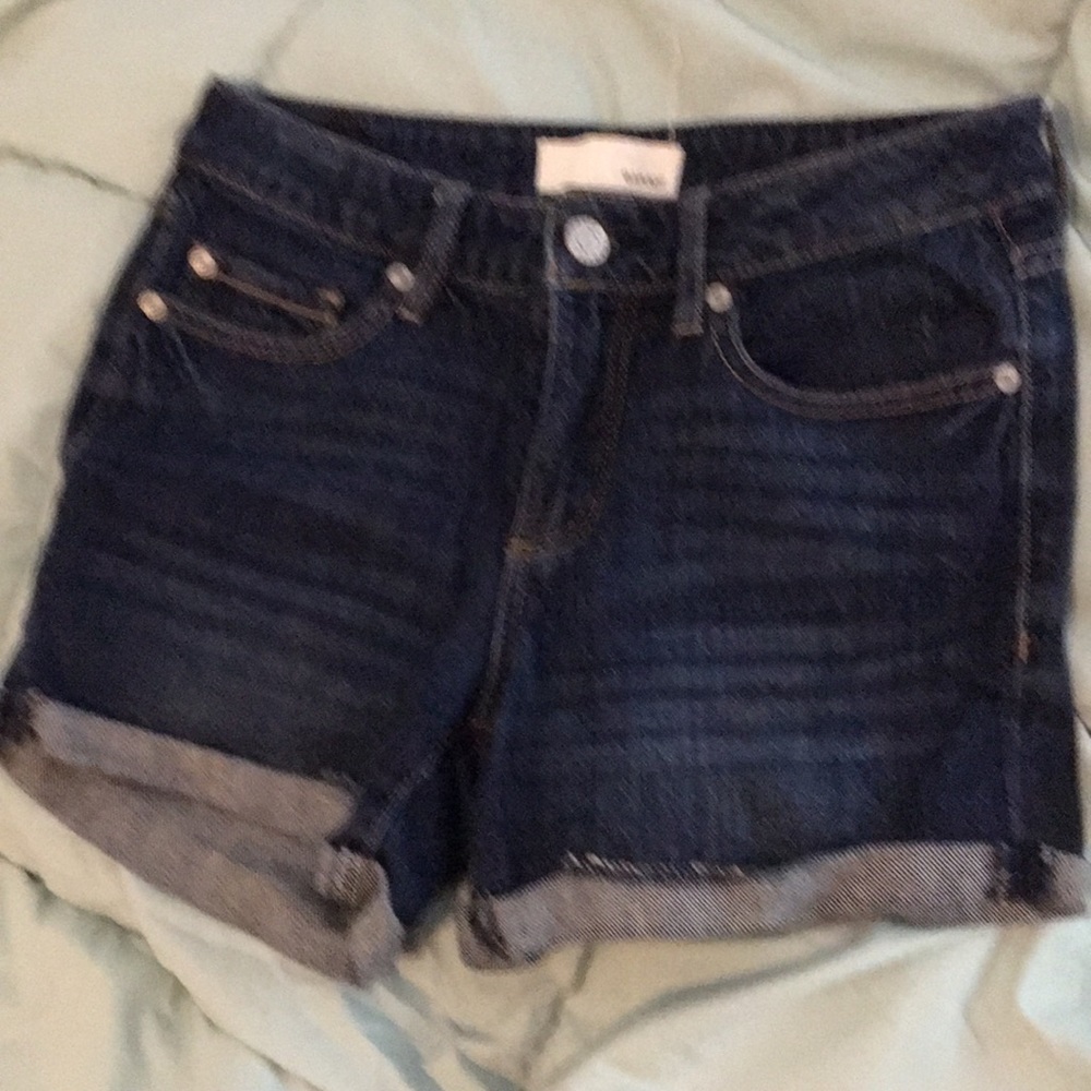 High waisted stretch shorts